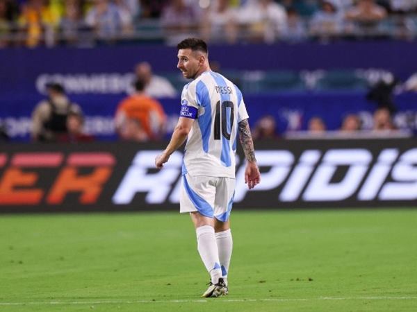 Bóng đá QT 21/8: Messi vẫn chưa bình phục chấn thương