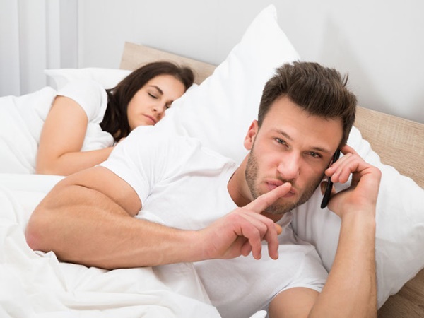 Nằm mơ thấy ngoại tình ẩn ý điều gì chuyện tình cảm?
