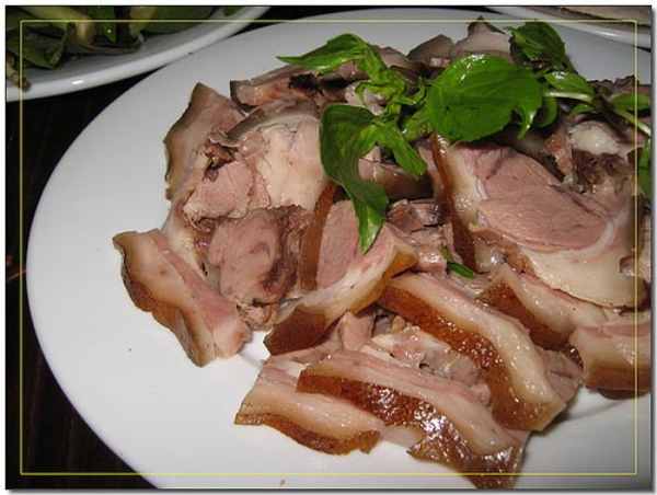 Giải mã giấc mộng thấy làm thịt mèo rồi nấu ăn