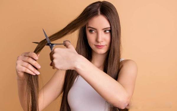 Chuyên gia lý giải: Nằm mơ thấy cắt tóc ngắn điềm báo gì?