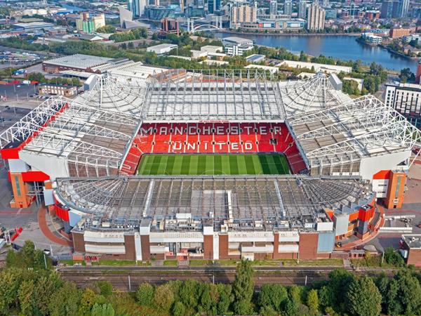 Sân vận động Old Trafford (Anh)